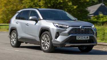 Toyota RAV4 - front tracking